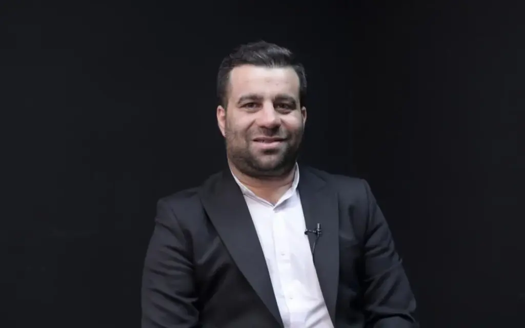 امیر_عطابخش - کانن بت